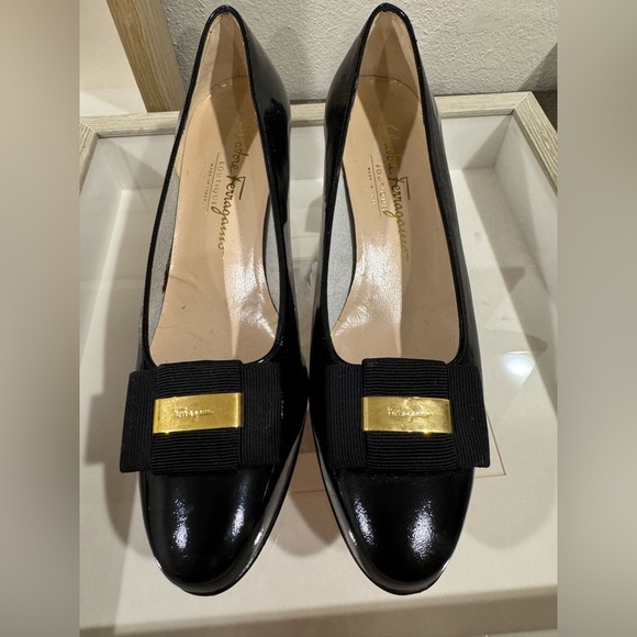 Salvatore Ferragamo Shoes - Ferragamo Black Bow Pumps. Size 7 1/2 B.